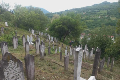 Uređeno mezarje Tekija u Foči