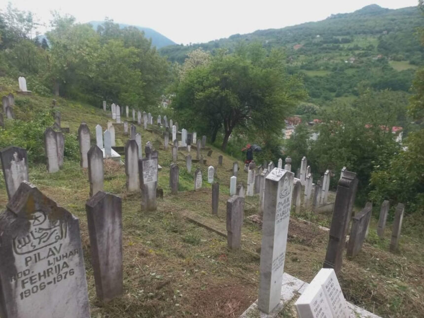 Uređeno mezarje Tekija u Foči