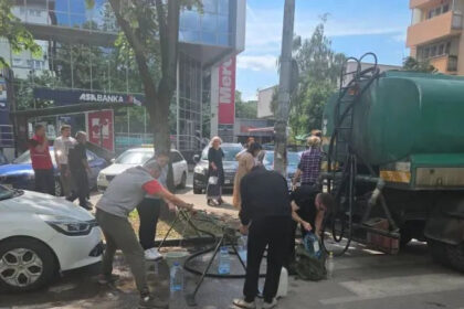 Sarajevo kao plijen u raljama Trojke: Gušimo se u smeću, smradu, prljavštini