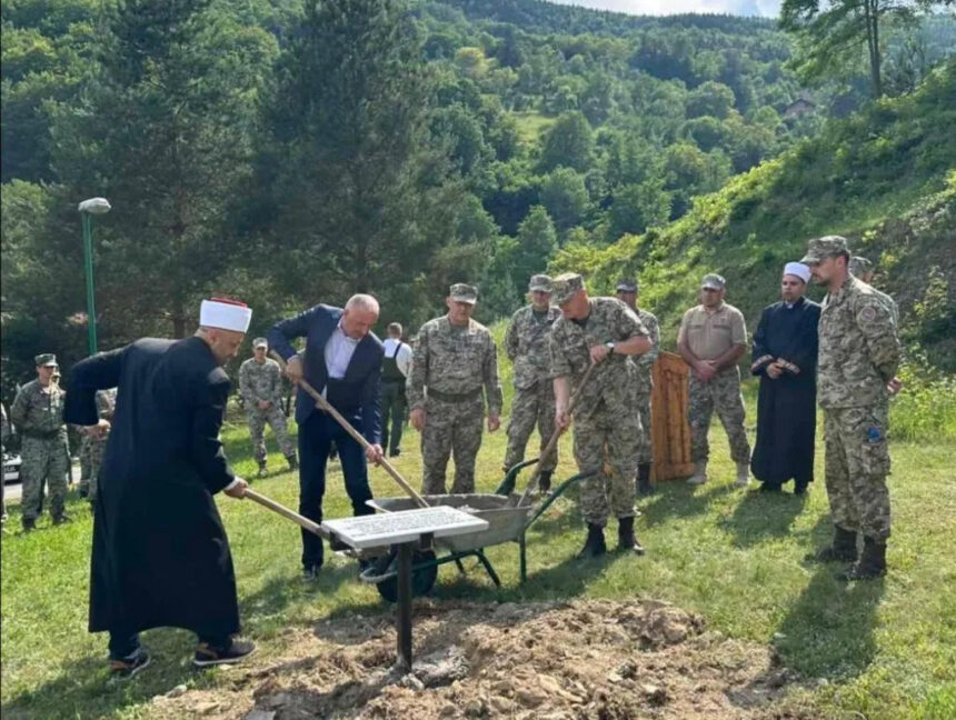 U Ustikolini položen kamen temeljac za izgradnju vojnog mesdžida OSBiH