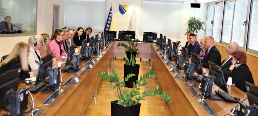 Tri mjeseca šutnje VSTV-a: Ko štiti neprovođenje presude Suda BiH?