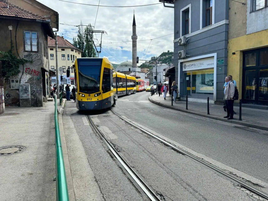 U petak kasno navečer obustava tramvajskog saobraćaja: Putnike na dijelu trase prevozit će autobusi