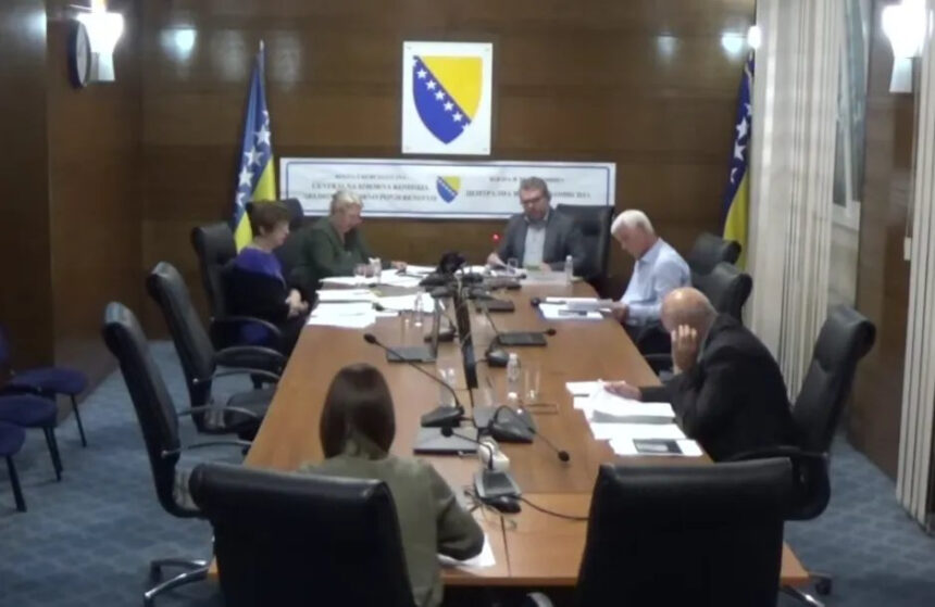 CIK ovjerio 29 koalicija za Opće izbore, Zdenko Lučić, ali i neke političke stranke kažnjeni zbog preuranjene kampanje
