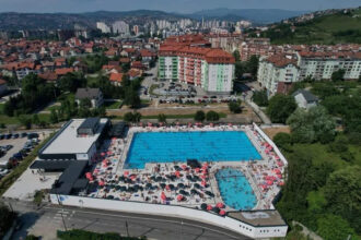 Počinje s radom bazen na Dobrinji, cijene karata prilagođene svima