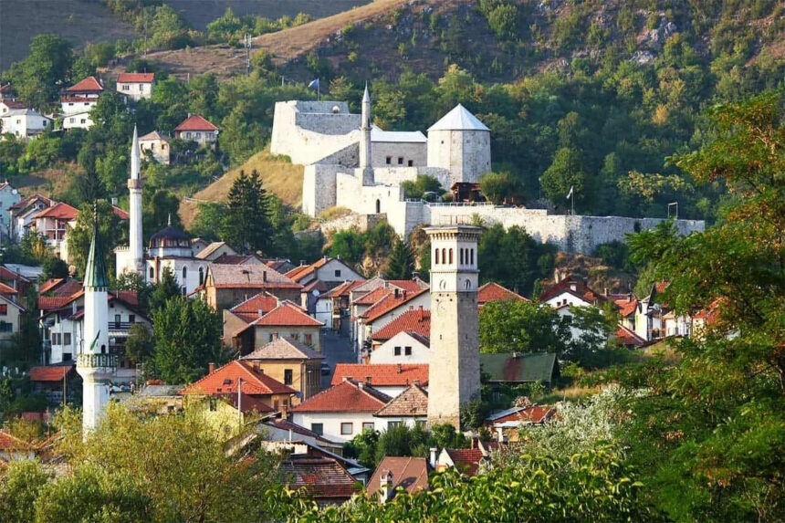 Apel građanima Travnika da vodu koriste racionalno, samnjene količine na izvorištima nedovoljne za trenutne potrebe
