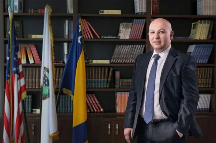 Tri godine zatvora za Denisa Prcića, studentima mora vratiti novac