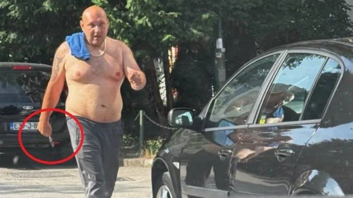 Haos na Otoci: Muškarac hoda go do pasa s nožem u ruci, policija ga traži
