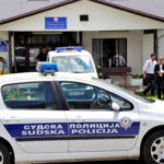 Muškarac iz Istočnog Sarajeva držao maloljetnicu zatočenu i brutalno je pretukao