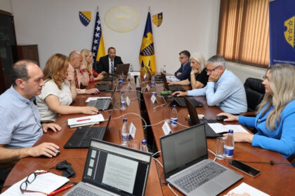 Vlada BPK Goražde podržala nabavku kombi vozila vrijednog 60.000 KM za potrebe škole u Vitkovićima