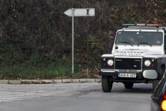 Policija u Zavidovićima uhapsila muškarca zbog sumnje na pokušaj ubistva ženske osobe