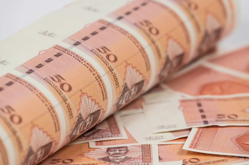 Više od milijardu KM prikupila UIO u šestom mjesecu