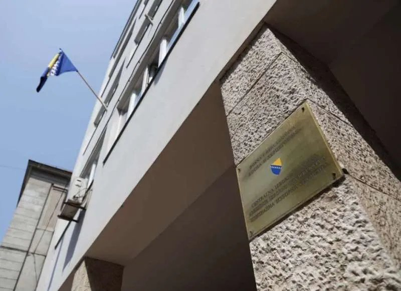 Rok za podnošenje kandidatskih listi ističe danas u 16 sati