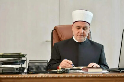 Reisul-ulema uputio taziju povodom preseljenja na ahiret generala Ismeta Hadžića Mutevelije
