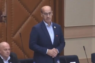 Salkić u NSRs: Zastava s ljiljanima dio je naše historije i identiteta, i neće biti zabranjena u entitetu Rs