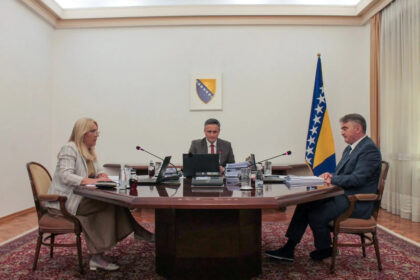Predsjedništvo BiH utvrdilo Prijedlog budžeta za 2026., na potezu parlamentarci
