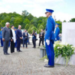 Marta Kos odala počast žrtvama genocida: Podržati proces pronalaska i identifikacije preostalih žrtava