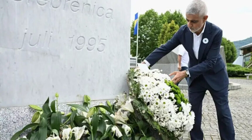Gradonačelnik Londona Sadiq Khan odao počast žrtvama genocida, u autorskom tekstu opisao svoju posjetu Potočarima