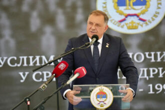Paradoks Milorada Dodika: Čovjek koji je učinio da Bošnjaci nikad ne zaborave!