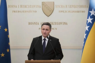 Bećirović uputio saučešće emiru Katara: Šeik Hamad bin Khalifa Al Thani ostat će upamćen kao prijatelj Bosne i Hercegovine