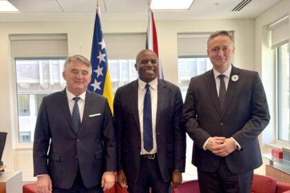 Bećirović i Komšić sa Lammyem: Ujedinjeno Kraljevstvo odlučno da zaštiti mir i stabilnost u Bosni i Hercegovini