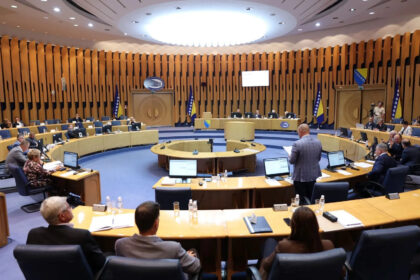 SNSD-ovi delegati napustili salu i nisu se ni vratili: Sjednica Doma naroda prekinuta usljed nedostatka kvoruma