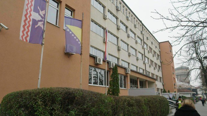 "Pepeljuga iz Lopara": Djevojčicu tukao otac, dobio dvije godine zatvora