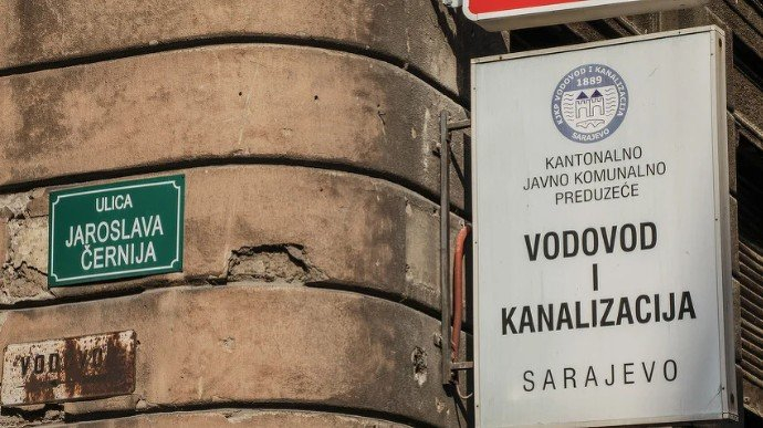 Provaljeno u prostorije ViK-a u Sarajevu, policija utvrđuje šta je ukradeno