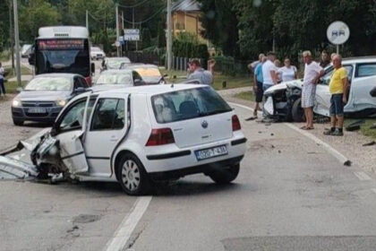 Saobraćajna nesreća kod Živinica: Nekoliko osoba povrijeđeno