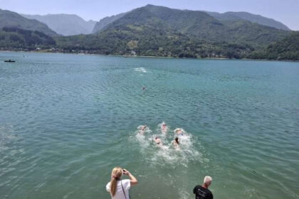 Održan 30. jubilarni plivački miting „Suljo i Mujo na Jablaničkom jezeru