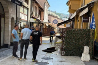 Oglasio se MUP KS o pucnjavi na Baščaršiji: Tragamo za akterima