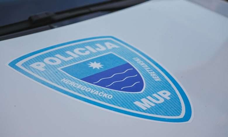 Teško povrijeđen vozač električnog bicikla u Mostaru, drugi učesnik napustio mjesto nesreće