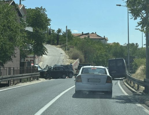 Sudar tri vozila u Mostaru