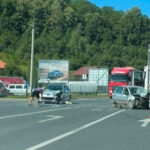 Saobraćajna nesreća kod Tuzle: Sudarila se dva automobila i kamion