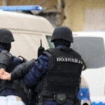 Pijančili ispred manastira, pa napao policajca: "Je**m li vam majku, onaj pop vas je poslao“