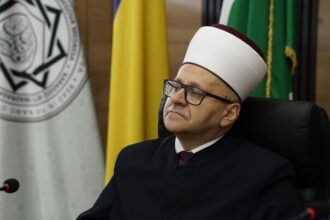 Podrška muftije otpuštenim radnicima Komunalnog: Šalje se poruka da Bošnjaci ne mogu biti slobodni…
