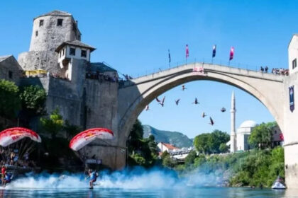 Red Bull Cliff Diving World Series jubilarni deseti put u Mostaru