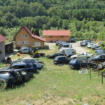 Pretresi u Foči: Oduzeto 11 vozila i tablice Velike Britanije, uhapšen državljanin BiH i Srbije