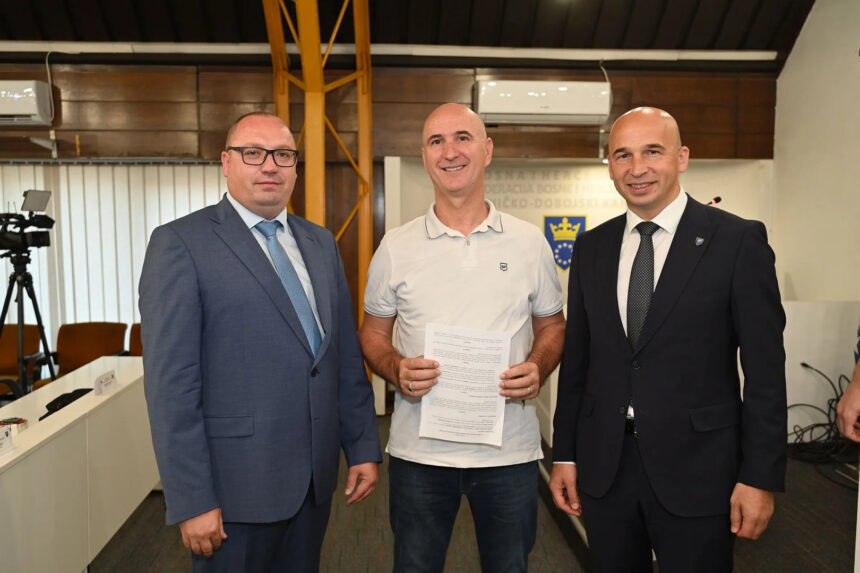 Vlada ZDK podržala samozapošljavanje 97 pripadnika boračke populacije: Za 10 godina pokrenuta 1.152 mala biznisa