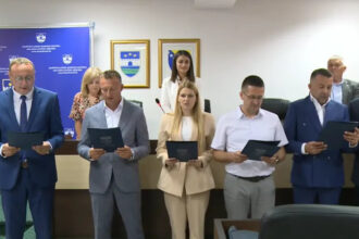 Ibrahim Dizdarić novi je premijer USK i bit će na čelu Vlade koju čine POMAK, SDA, SBiH i DF