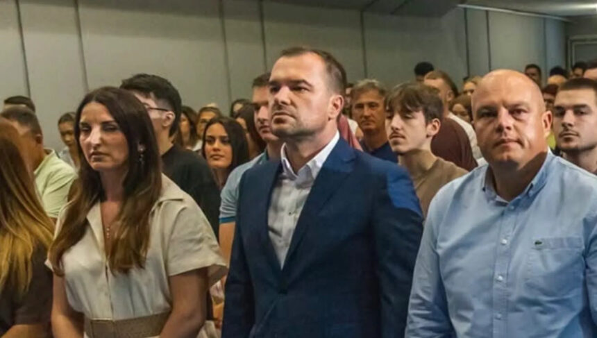 Kako su Ustav USK i zakoni postali 'švedski sto'