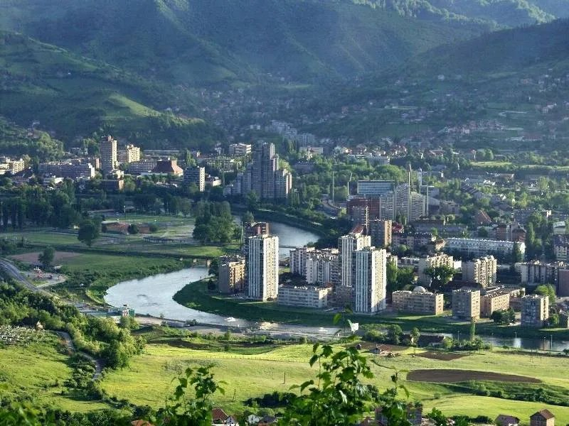 Dženaza i ukop pet stradalih planinara na Elbrusu 18. augusta u Zenici, proglašen Dan žalosti