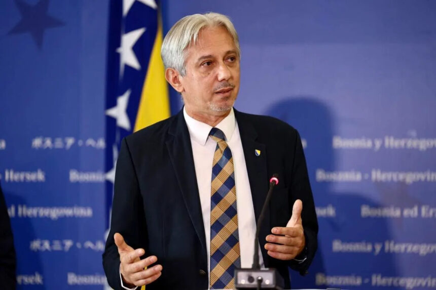 Slaven Kovačević: Probosanske političke opcije moraju iskoristiti ustavan način deblokade državnih institucija