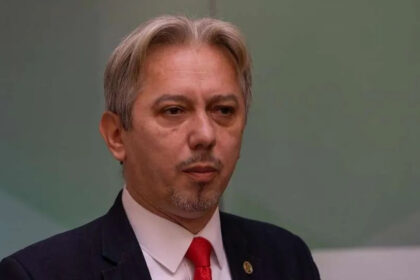 HSP traži zabranu izlaska DF-u na izbore zbog slogana 'Građanska, zemlja ljiljana'