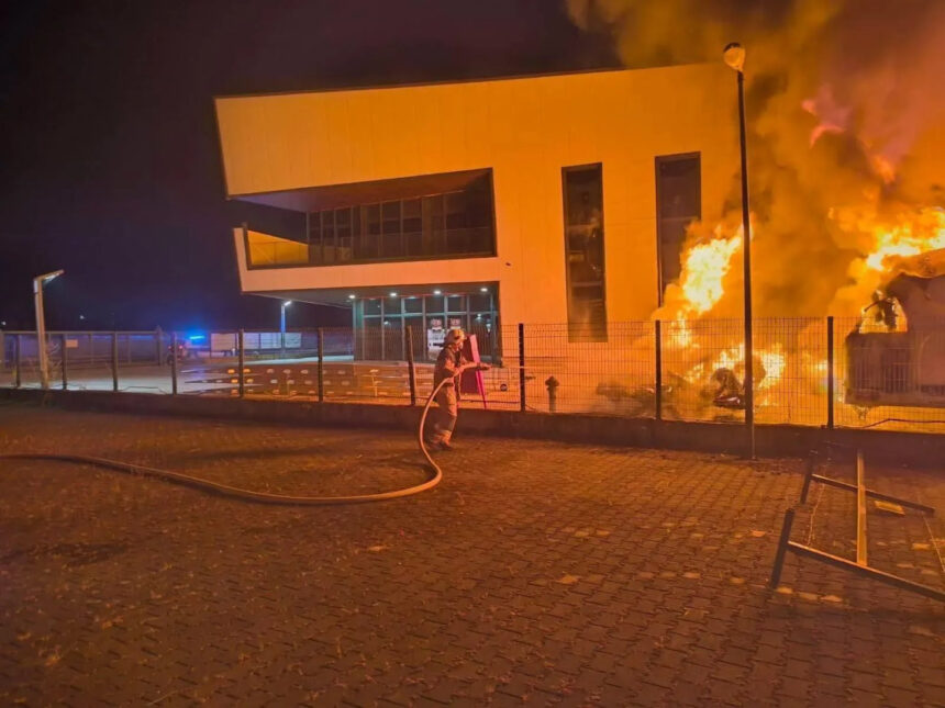 Kriminalnu grupu angažirao Almedin Ćato: Maloljetni sin ministra Kenana Magode uhapšen zbog sumnje da je podmetnuo požar u fabrici jahti i karavana u Vitezu