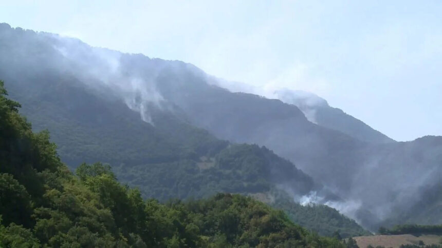 Aktivni požar kod Konjica izmakao kontroli