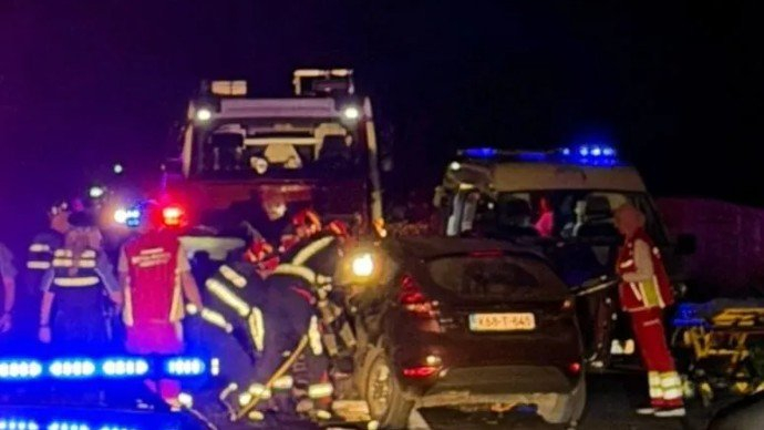 Detalji saobraćajne nesreće kod Vogošće, žena teško povrijeđena