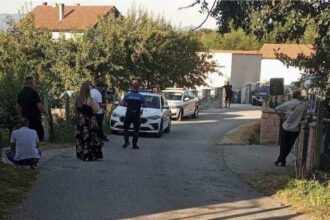 Drama kod Živinica: Muškarac ranjen usljed nestručnog rukovanja pištoljem