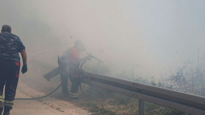 Tragedija u Tešnju: Muškarac poginuo pokušavajući ugasiti požar