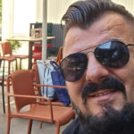 Gradačac zavijen u crno: Iznenada preminuo estradni umjetnik Samir Kujraković