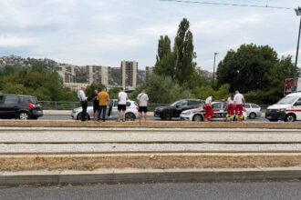 Lančani sudar na glavnoj saobraćajnici u Sarajevu: Na terenu policija i hitna pomoć